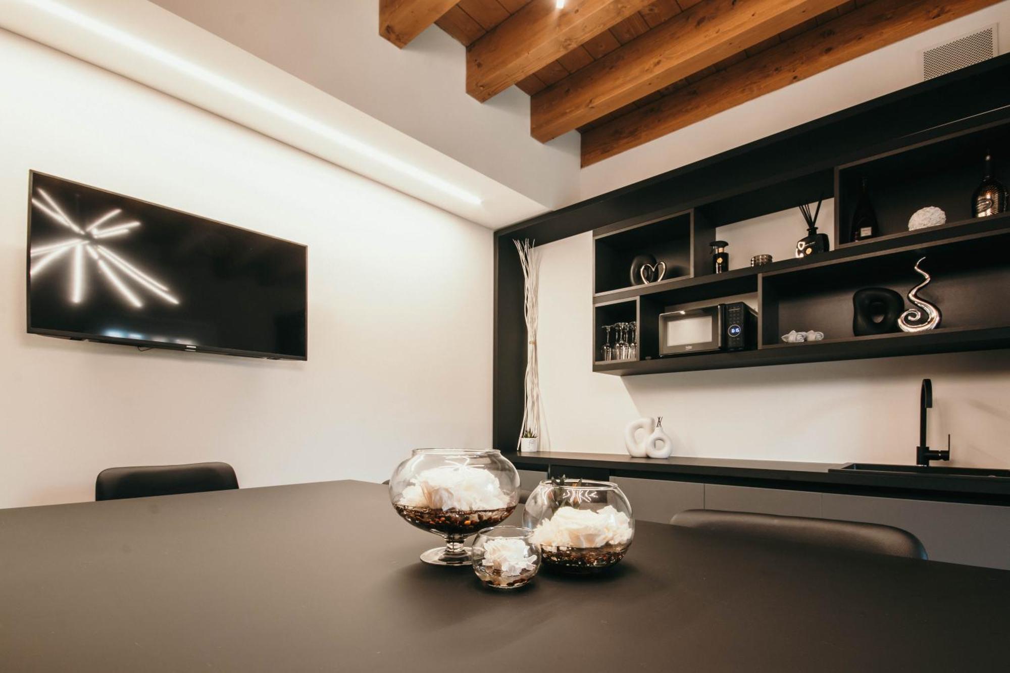Gio Leo Guest House Lesa Ngoại thất bức ảnh